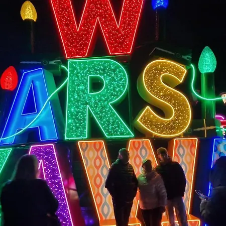 Апартаменты Center Near Public Swimming Pool Варшава