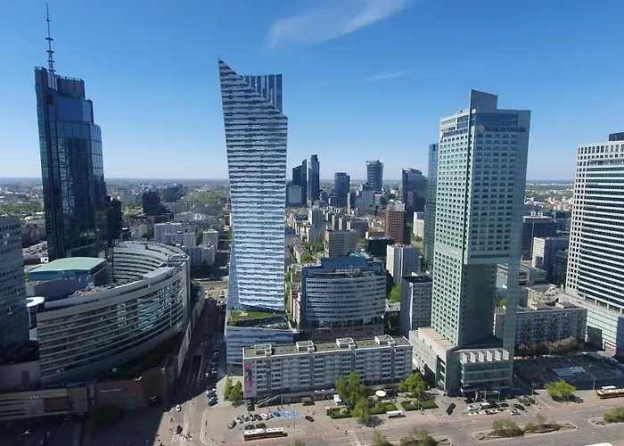 Center Near Public Swimming Pool Apartament