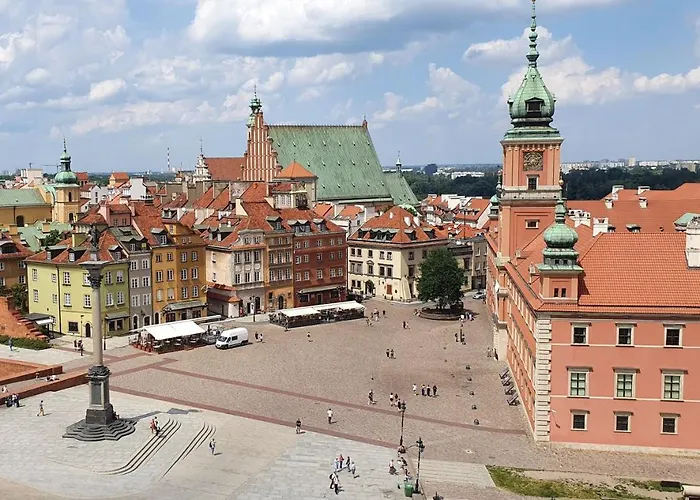 Center Near Public Swimming Pool Apartment *