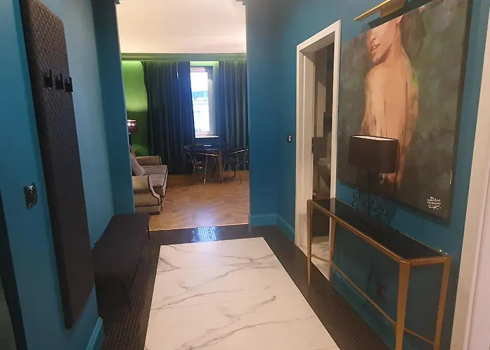 Center Near Public Swimming Pool