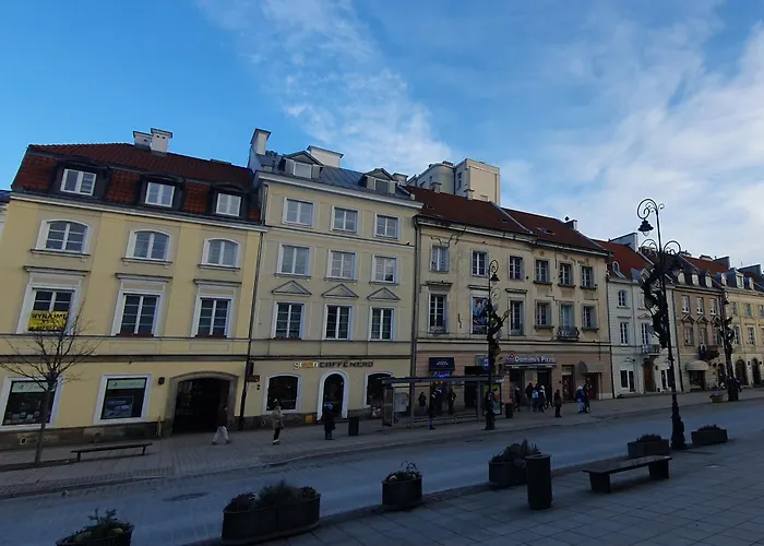 Center Near Public Swimming Pool Apartament