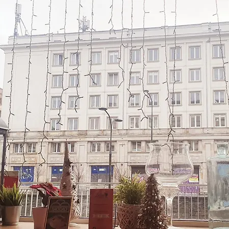 아파트 Center Near Public Swimming Pool *